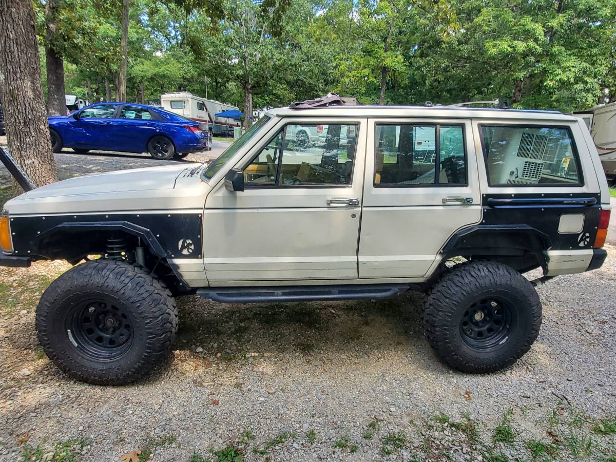 Jeep-cherokee-1987-1