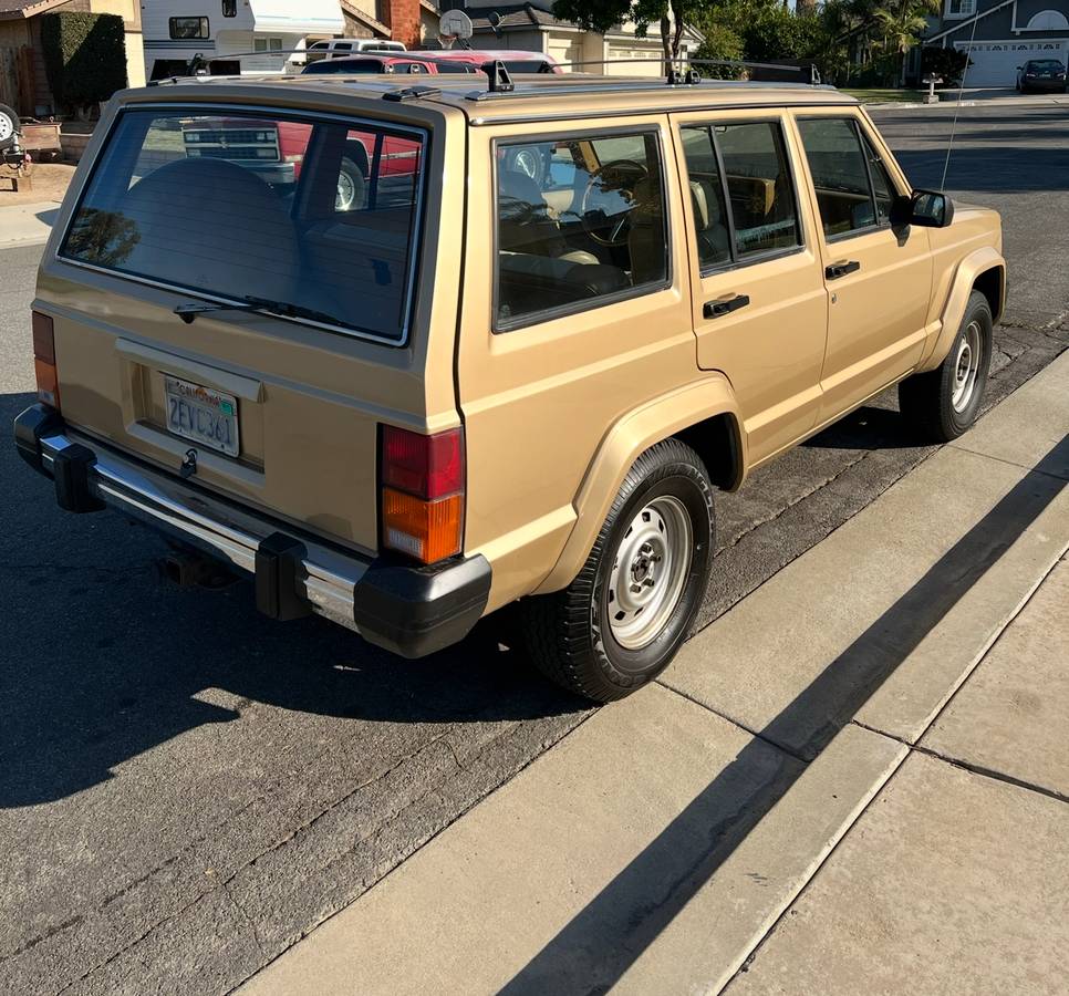Jeep-cherokee-1987-brown-6