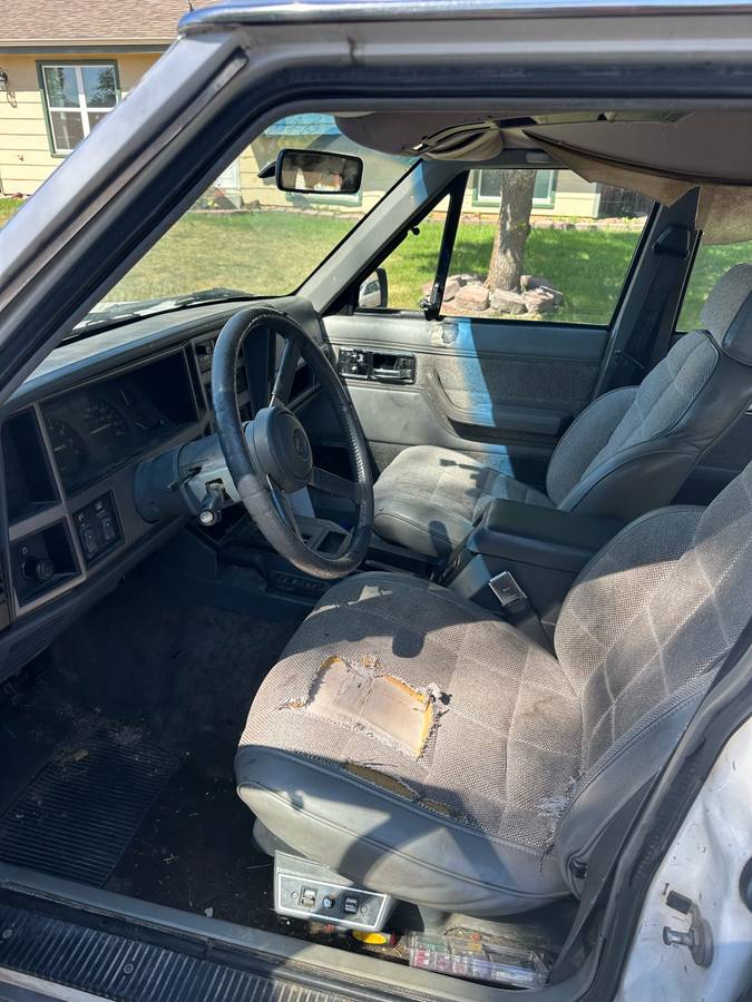 Jeep-cherokee-1992-white-5