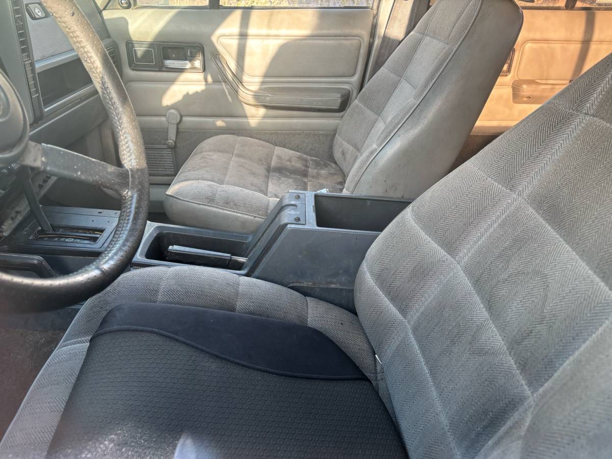 Jeep-cherokee-1993-black