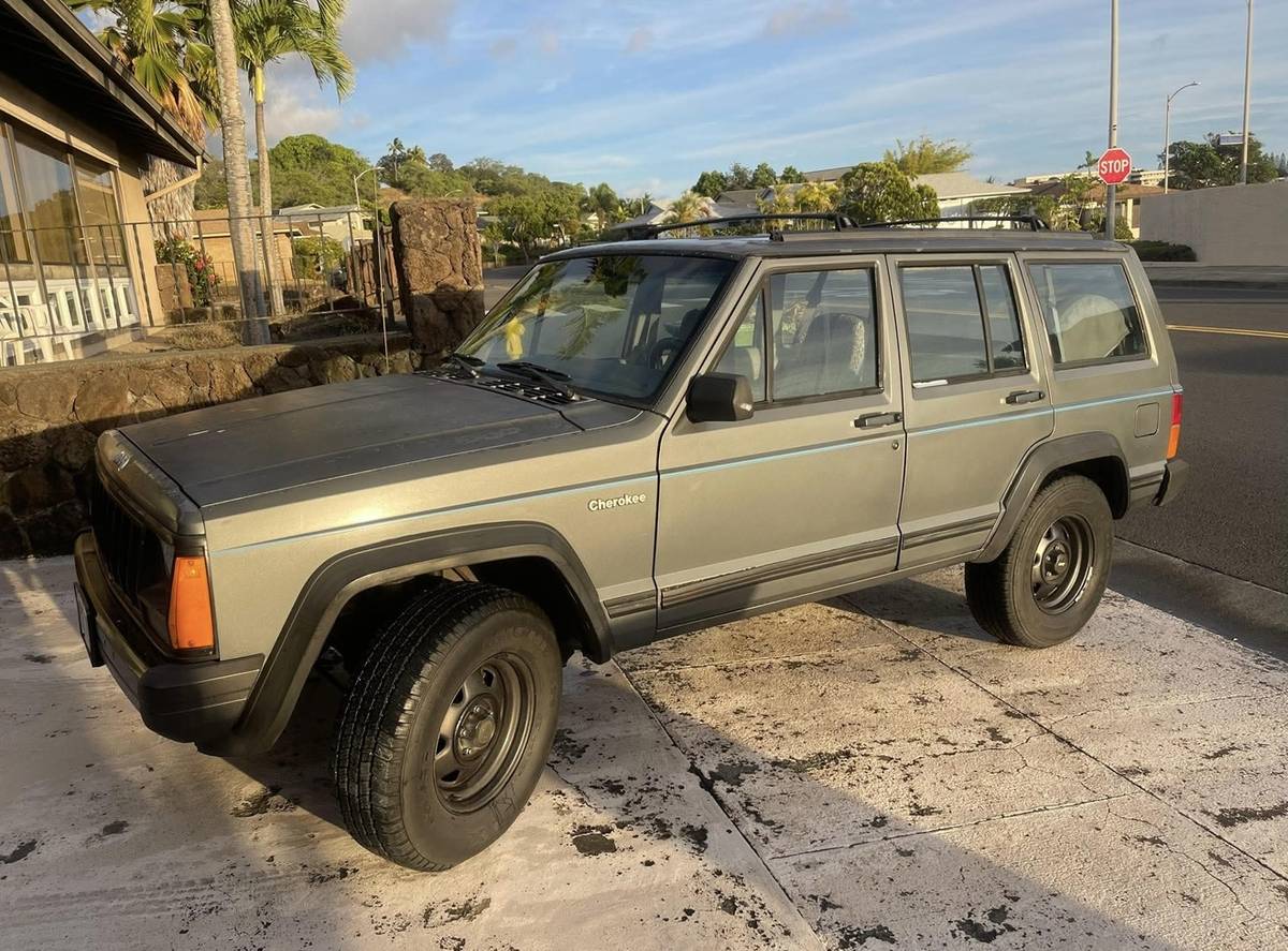 Jeep-cherokee-1993-grey-3