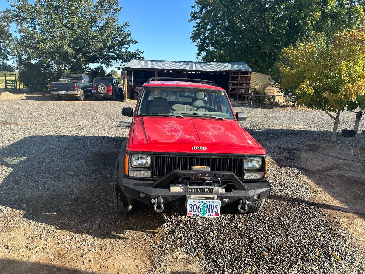 Jeep-cherokee-1993-red-12
