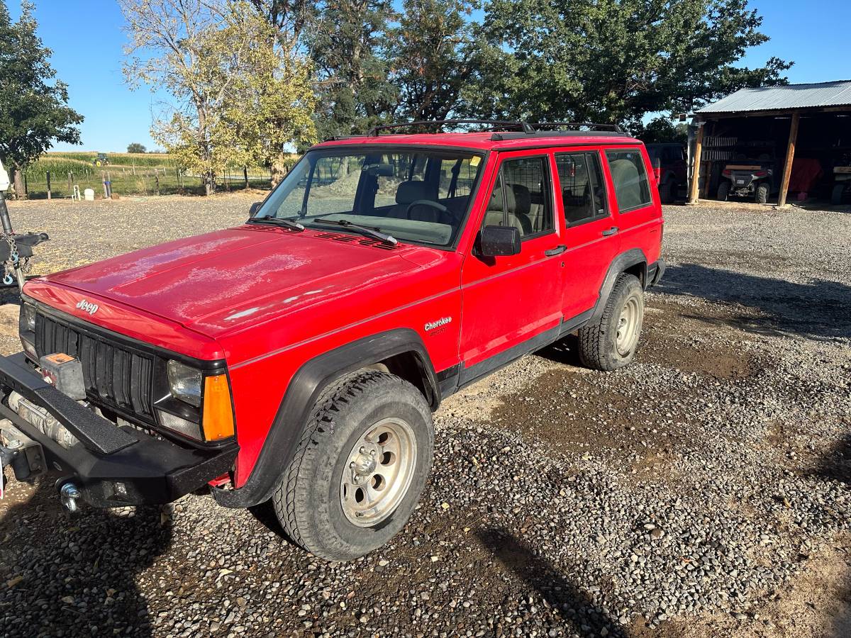 Jeep-cherokee-1993-red-6