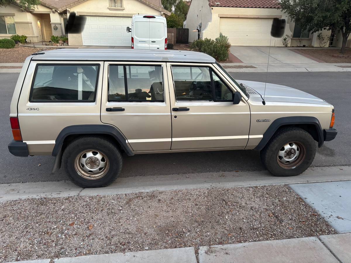 Jeep-cherokee-1994-brown-2