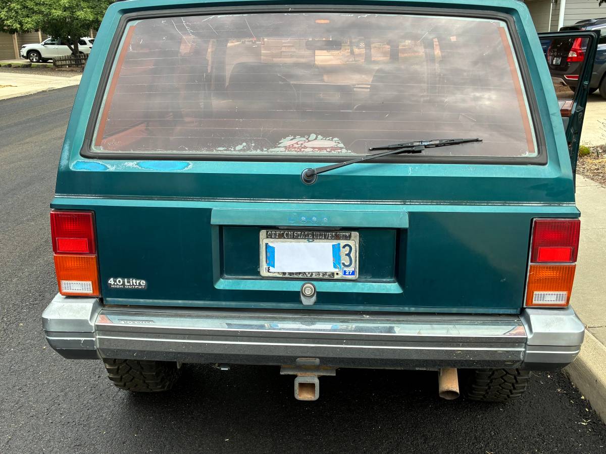 Jeep-cherokee-1995-green-11