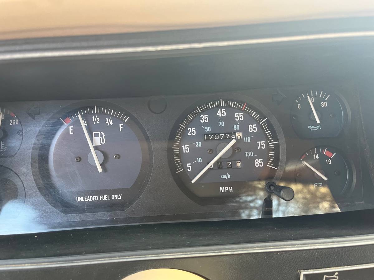 Jeep-cherokee-4x4-1990-red-5