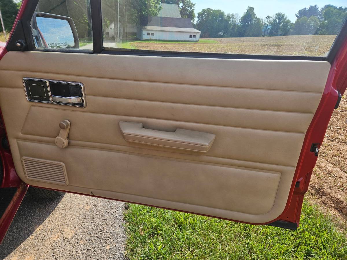 Jeep-cherokee-base-1992-red-16