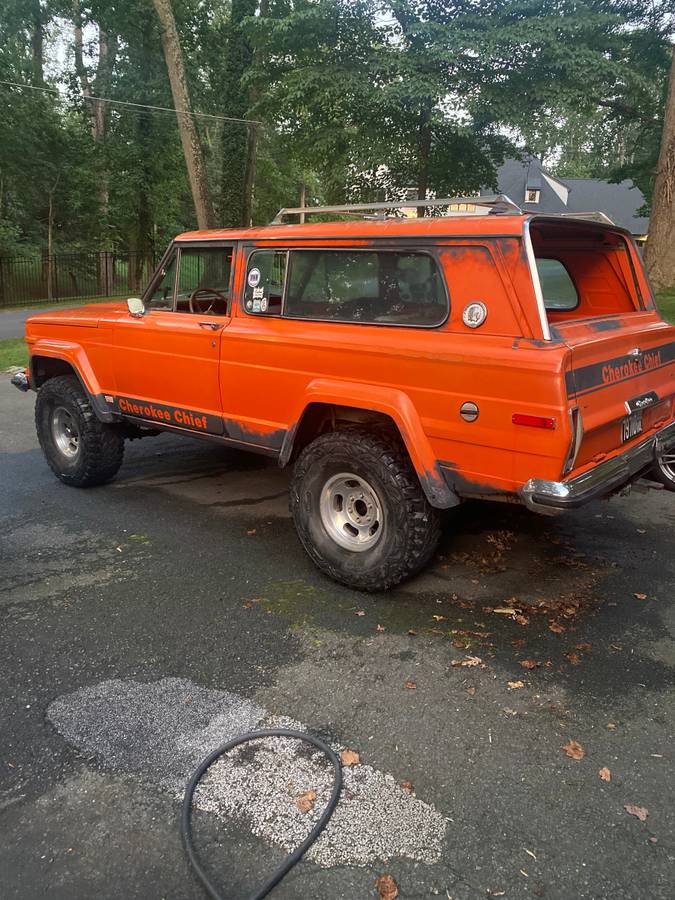 Jeep-cherokee-chief-1977-orange-3