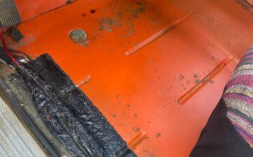 Jeep-cherokee-chief-1977-orange-9