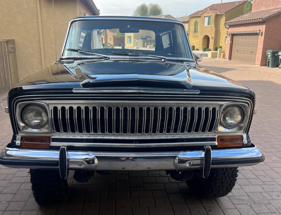 Jeep-cherokee-chief-pioneer-1976-black-7