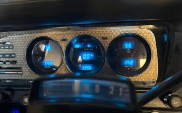 Jeep-cherokee-chief-pioneer-1976-black-8