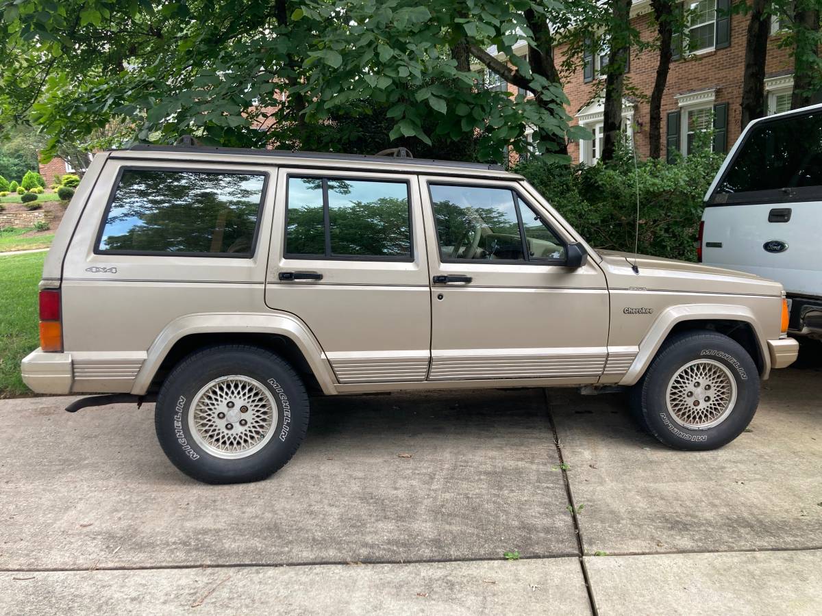 Jeep-cherokee-country-1993