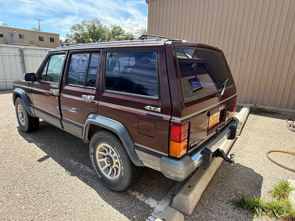 Jeep-cherokee-laredo-1989-15