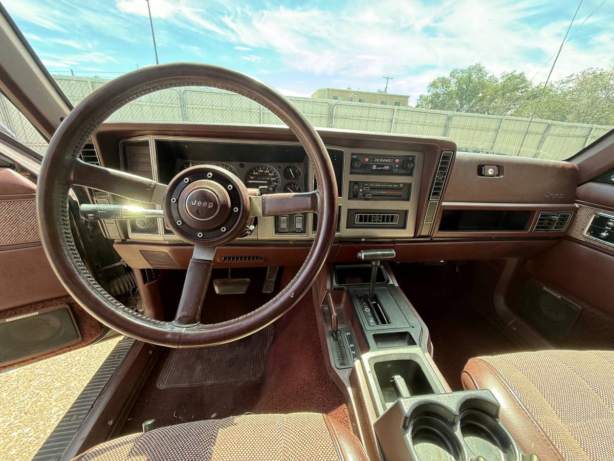 Jeep-cherokee-laredo-1989-17