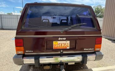 Jeep-cherokee-laredo-1989-3