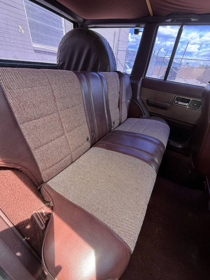Jeep-cherokee-laredo-1989