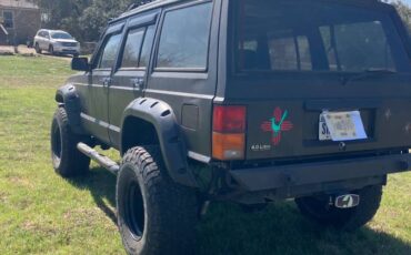 Jeep-cherokee-laredo-1992-black-4
