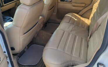 Jeep-cherokee-limited-1991-white-6
