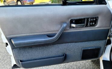 Jeep-cherokee-limited-4x4-1992-white-14