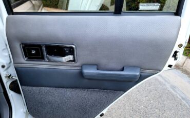 Jeep-cherokee-limited-4x4-1992-white-3