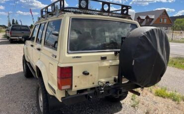 Jeep-cherokee-pioneer-1988-yellow-5