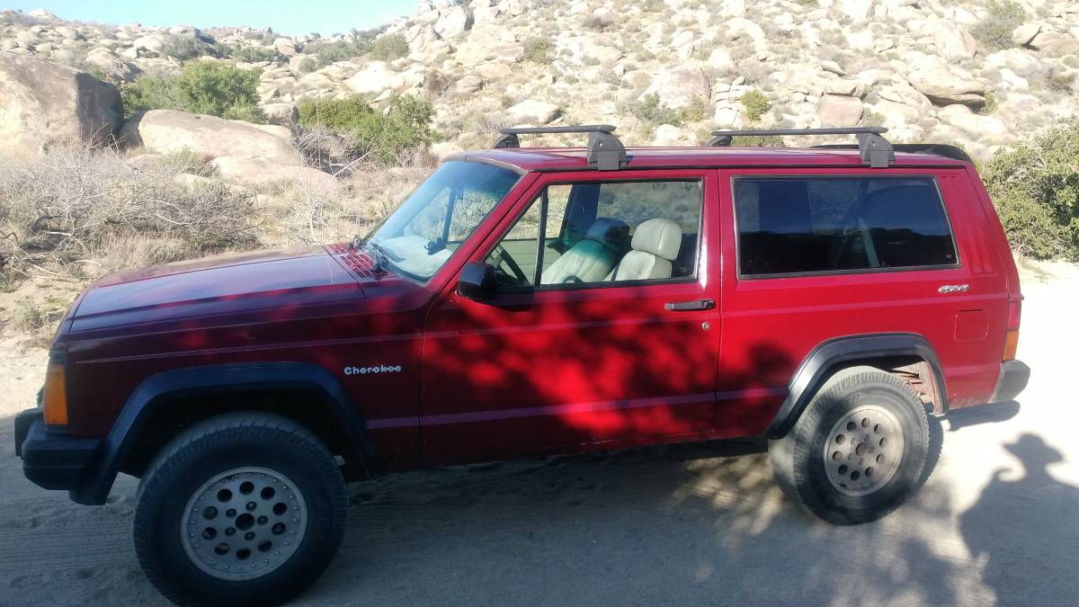 Jeep-cherokee-xj-1990-red-14