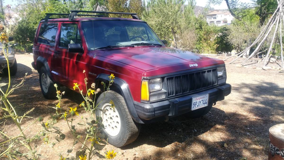 Jeep-cherokee-xj-1990-red-15