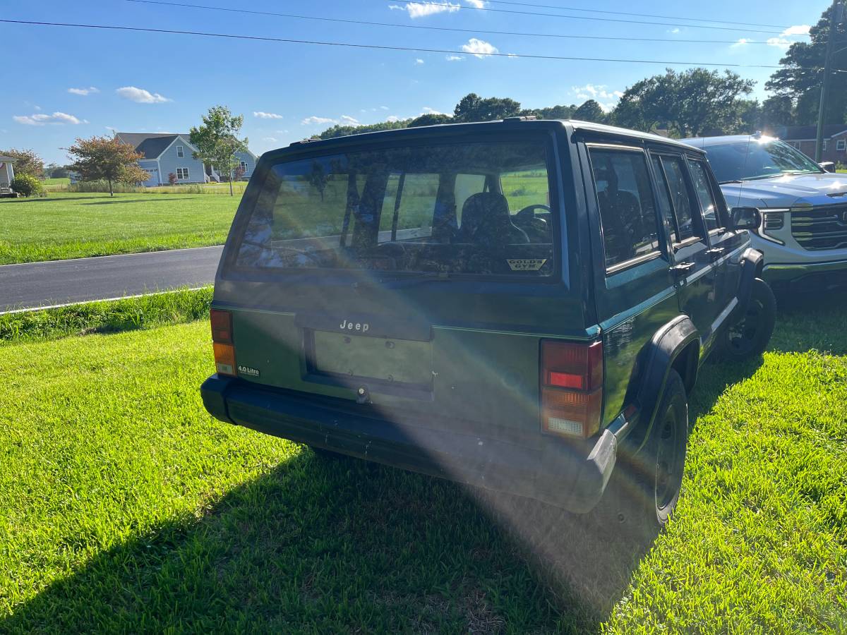 Jeep-cherokee-xj-1995-green-5