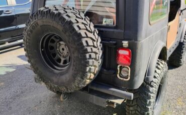 Jeep-cj-1970-black-1