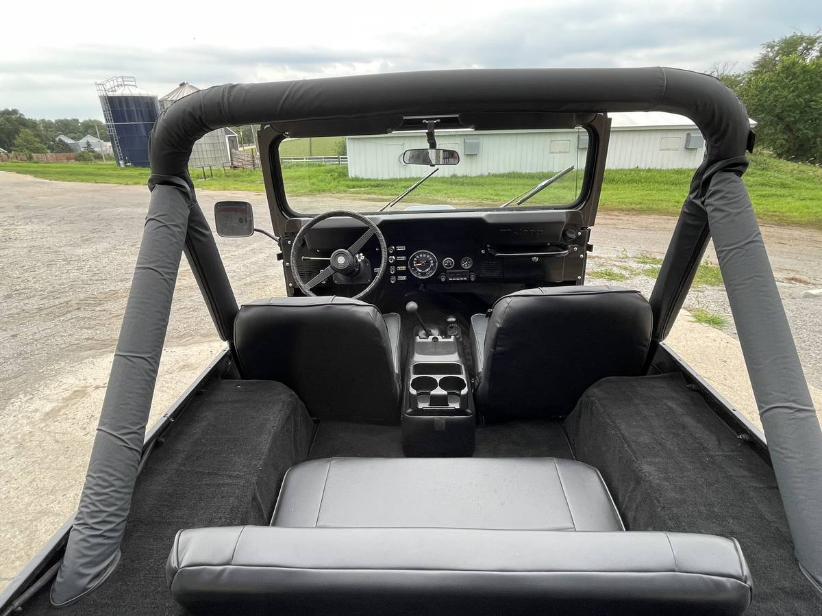 Jeep-cj-5-1979-black-6