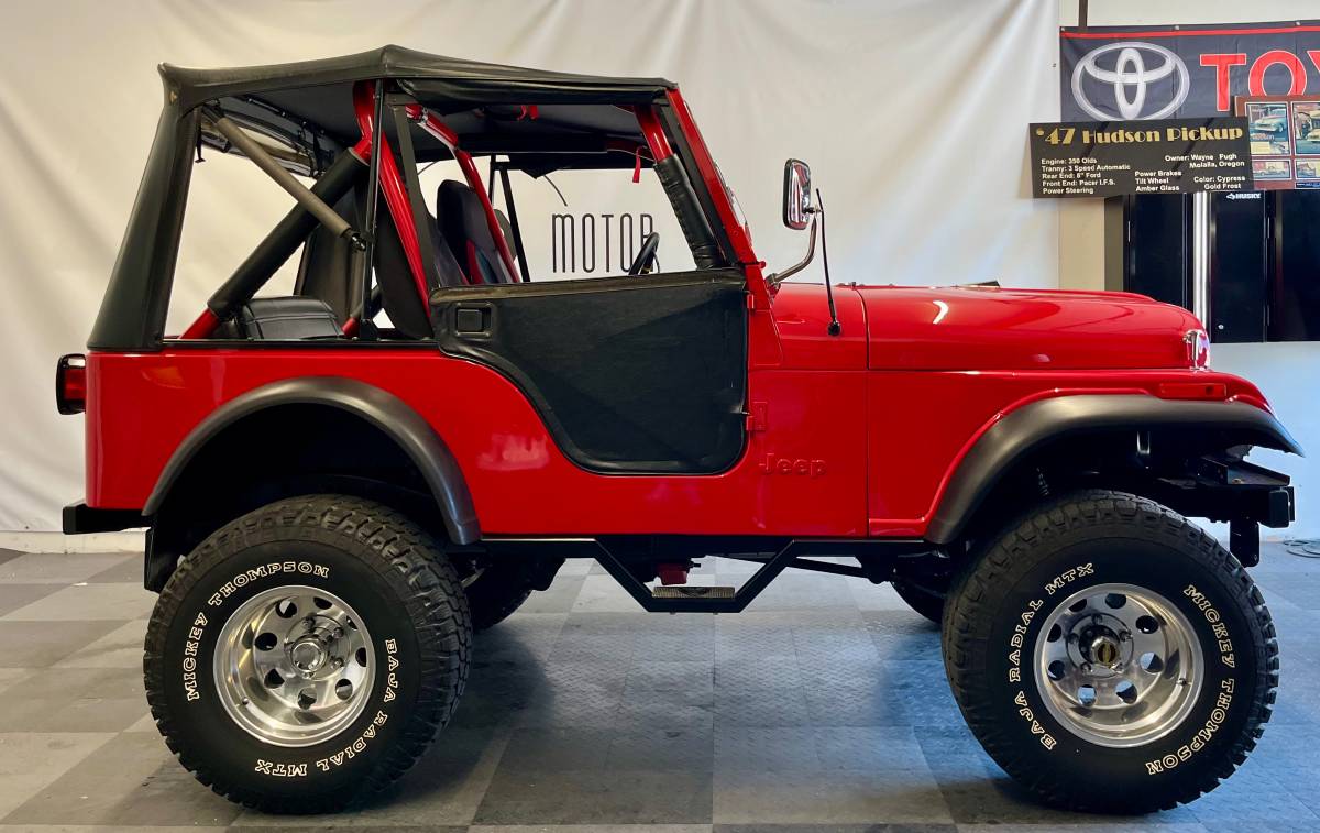 Jeep-cj-5-open-body-std.-1981-red-1