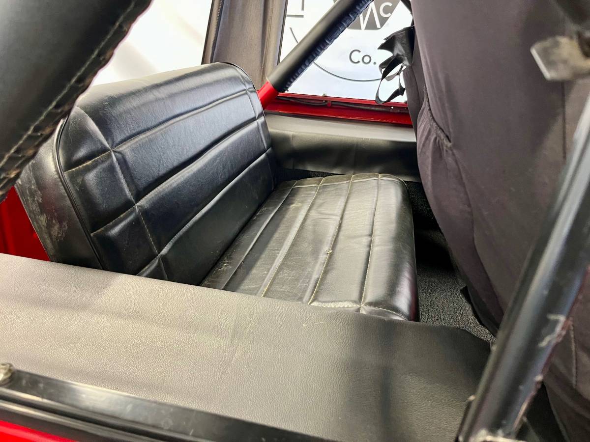 Jeep-cj-5-open-body-std.-1981-red-14
