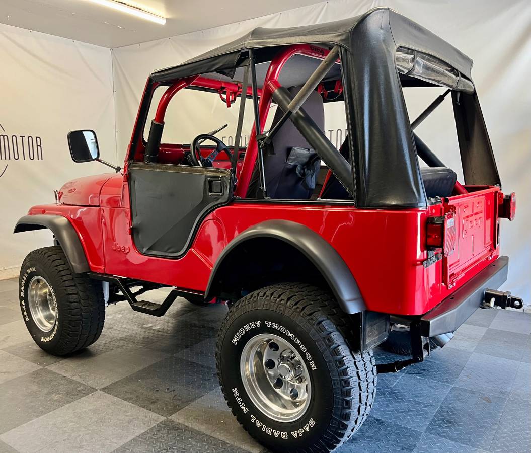 Jeep-cj-5-open-body-std.-1981-red-4