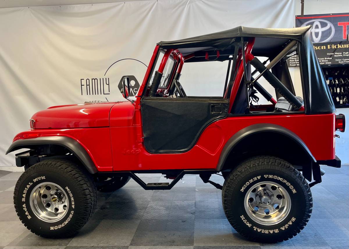 Jeep-cj-5-open-body-std.-1981-red-5