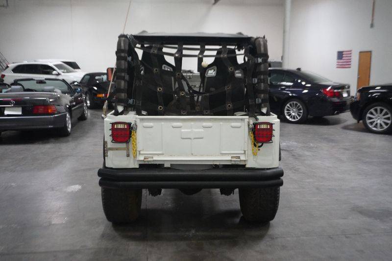 Jeep-cj-5-project-1974-white-5