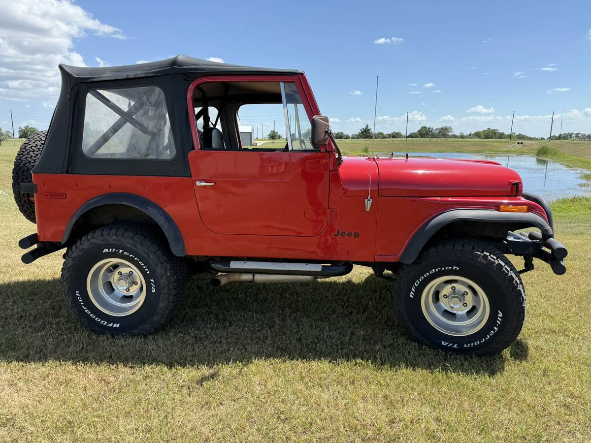 Jeep-cj-7-1976-red-4