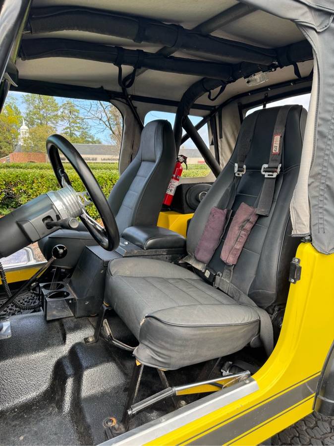 Jeep-cj-7-1977-yellow-10