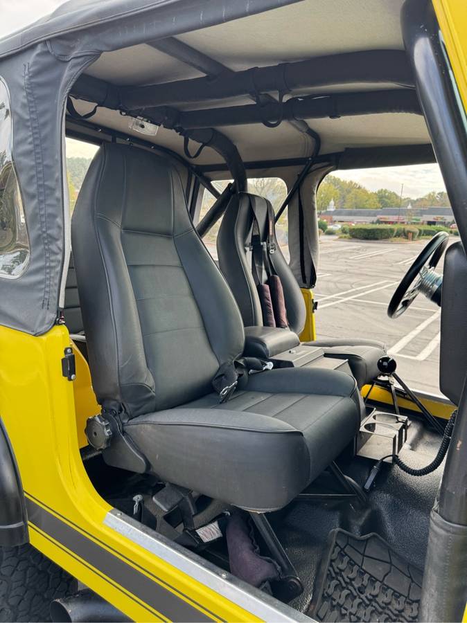 Jeep-cj-7-1977-yellow-12
