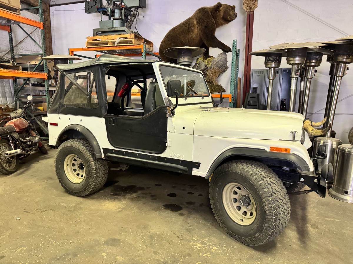 Jeep-cj-7-1979-2