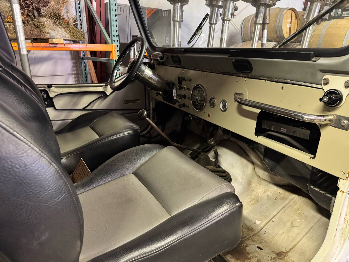 Jeep-cj-7-1979-3
