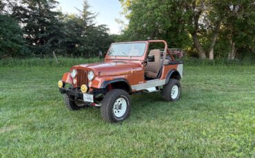 Jeep-cj-7-1983-custom-3
