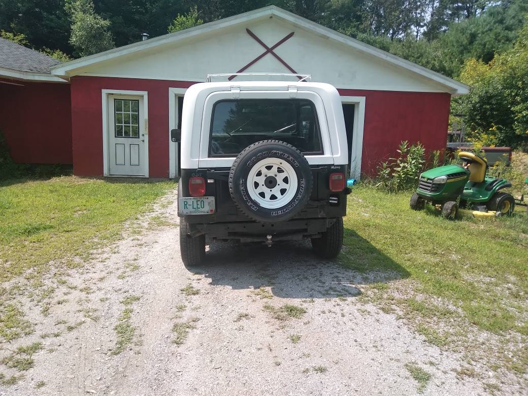 Jeep-cj-7-1984-green