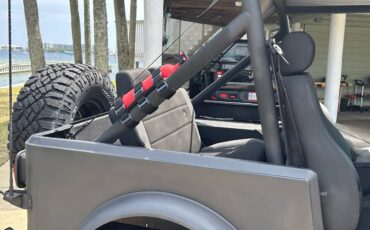 Jeep-cj-7-diesel-1986-black-8