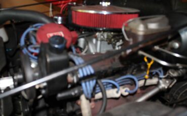Jeep-cj-7-open-body-with-extra-duty-suspension-1983-red-17