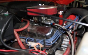Jeep-cj-7-open-body-with-extra-duty-suspension-1983-red-18