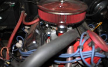 Jeep-cj-7-open-body-with-extra-duty-suspension-1983-red