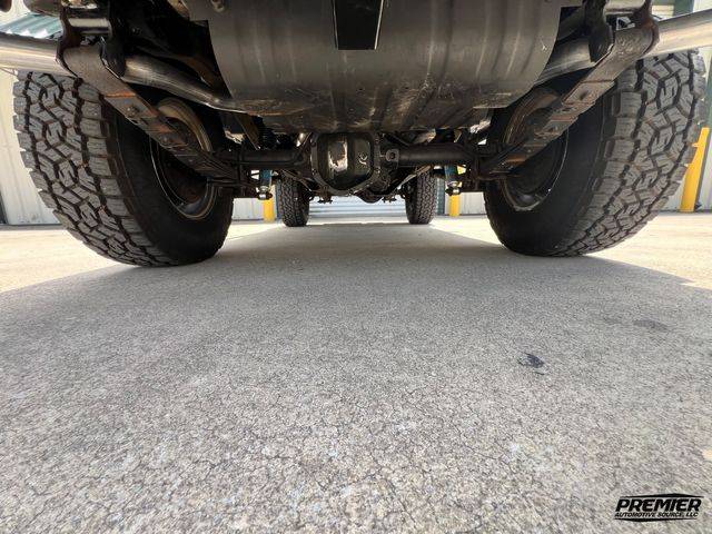 Jeep-cj-7-open-body-with-extra-duty-suspension-1986-black-16