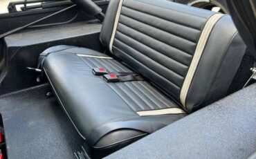 Jeep-cj-7-open-body-with-extra-duty-suspension-1986-black-21