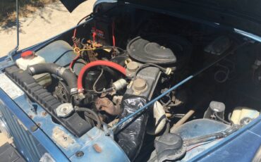 Jeep-cj-7-open-body-with-extra-duty-suspension-1986-blue-10