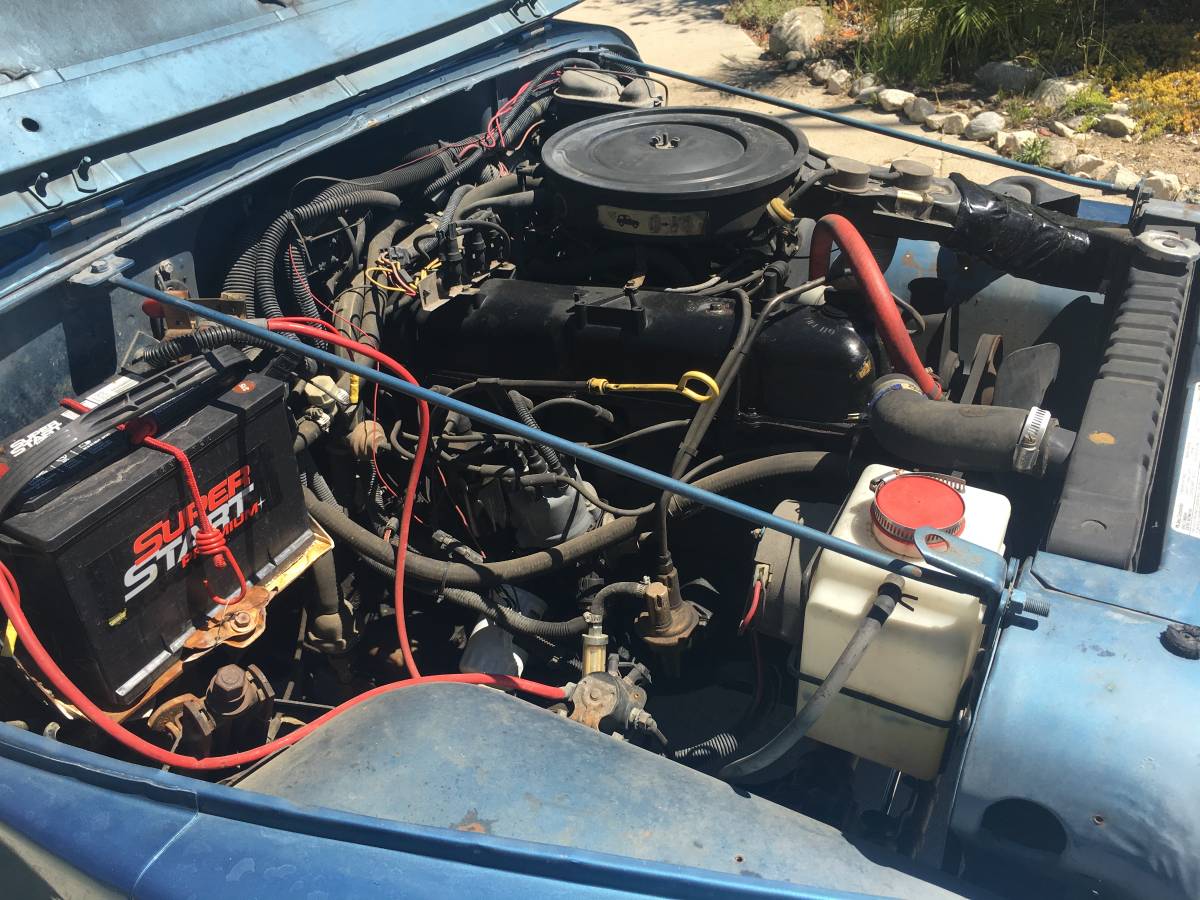 Jeep-cj-7-open-body-with-extra-duty-suspension-1986-blue-8